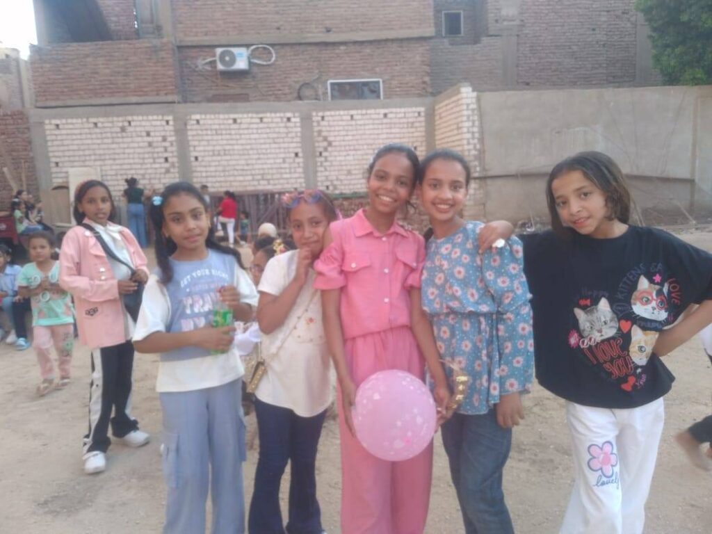 180 طفلًا يحتفلون بالعيد معًا في أجواء مليئة بالمحبة والسلام